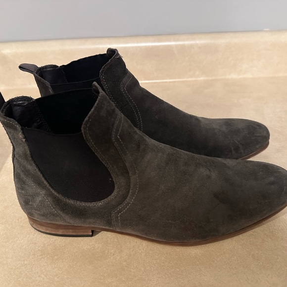 Mens the Rail Chelsea Boots in Grey - Picture 1 of 6